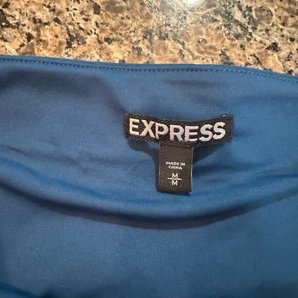 Express mini skirt blue/teal with chevron sequins size medium - Picture 4 of 5